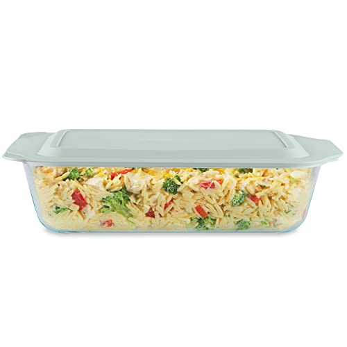 Pyrex 7x11 deep glass baking dish top view
