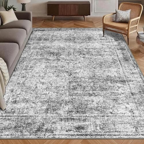 HIRUG 5' x 7' vintage Persian rug overhead view