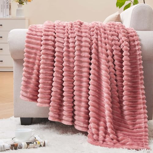 BEDELITE 3D Ribbed Jacquard Pink Fleece Throw Blanket folded